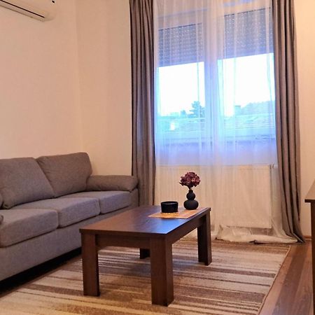 Lera Apartment-Free Public Parking Nearby Zagreb Eksteriør billede